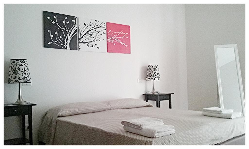 Flamingo B&B Cagliari Pokoj fotografie