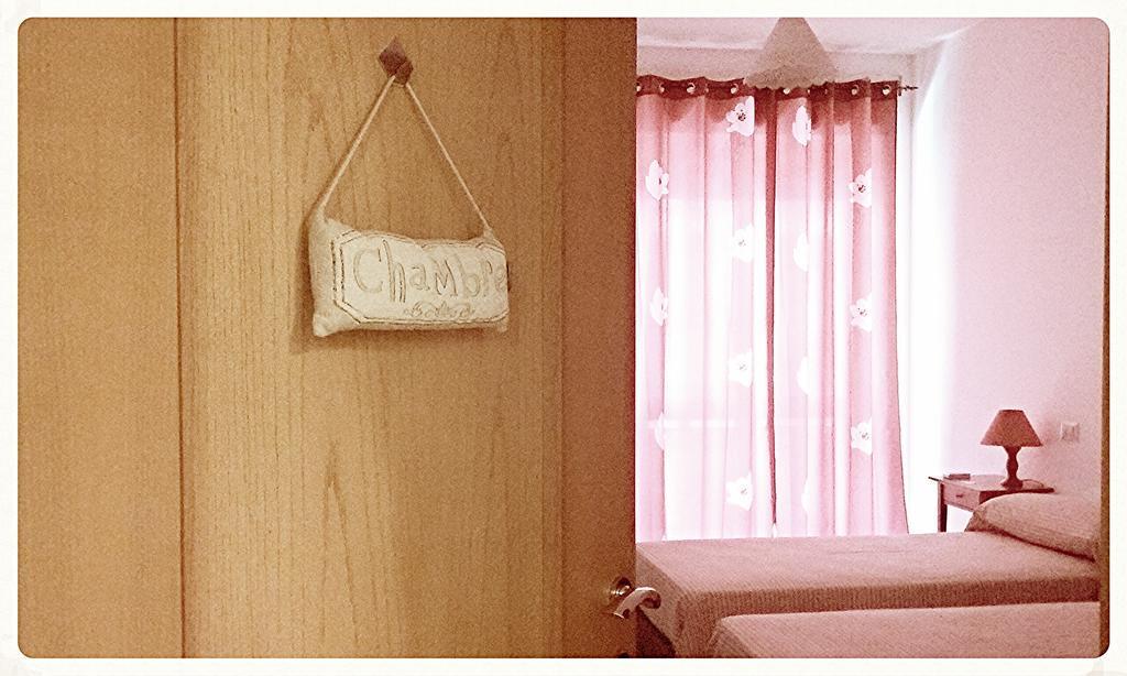Flamingo B&B Cagliari Pokoj fotografie